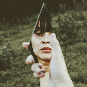 Te reconnais-tu encore dans le corps que tu as aujourd’hui ? - Accompagnement perte de poids, remise en forme et mobilité - Jelyn Fit Coaching